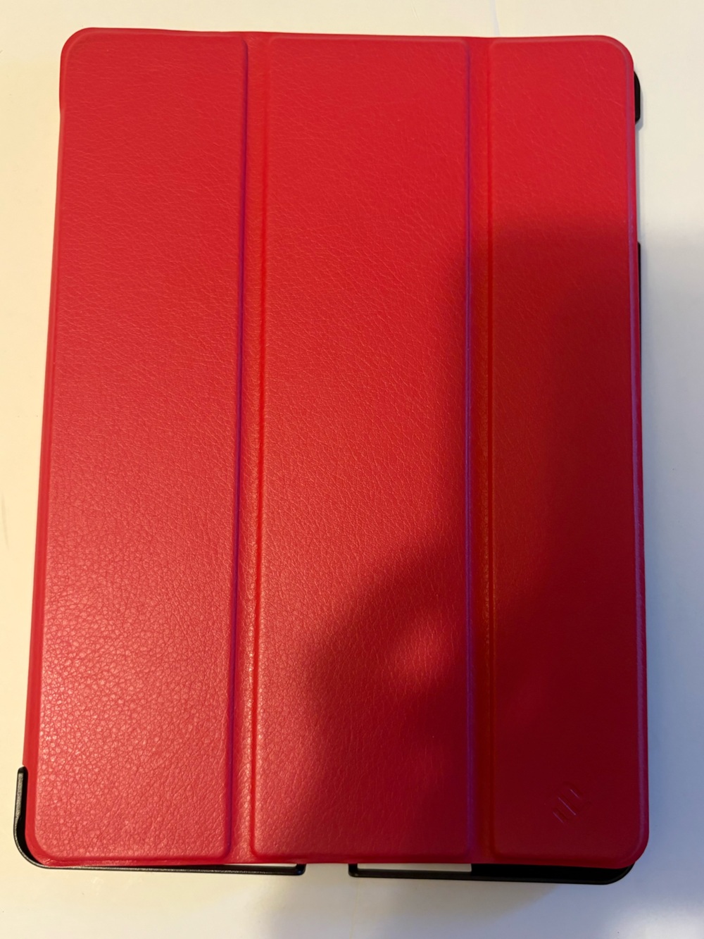 Fintie  iPad/Tablet slim shell  Cover Case 9.5” wide x7” tall.